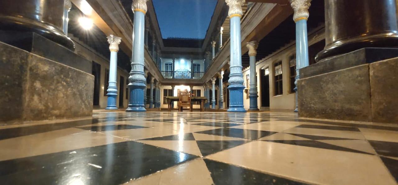 Chettinadu Mansion - An Authentic Heritage Palace Kanadukattan Экстерьер фото